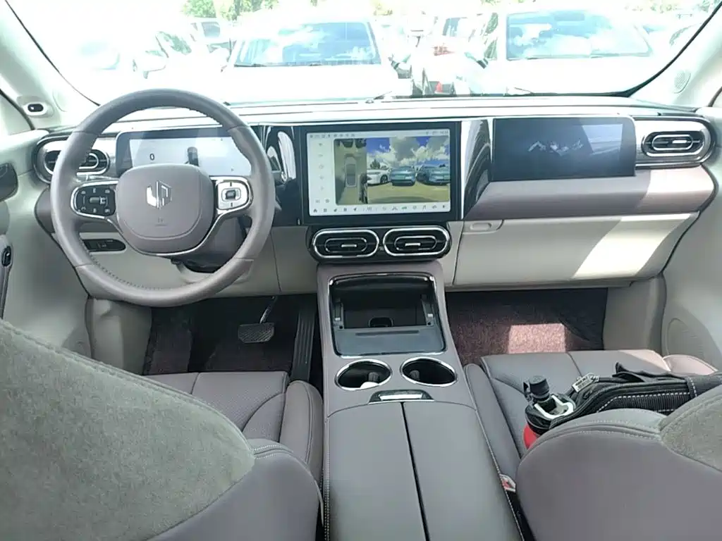 Leapmotor Leapmotor C11 — миниатюра 10