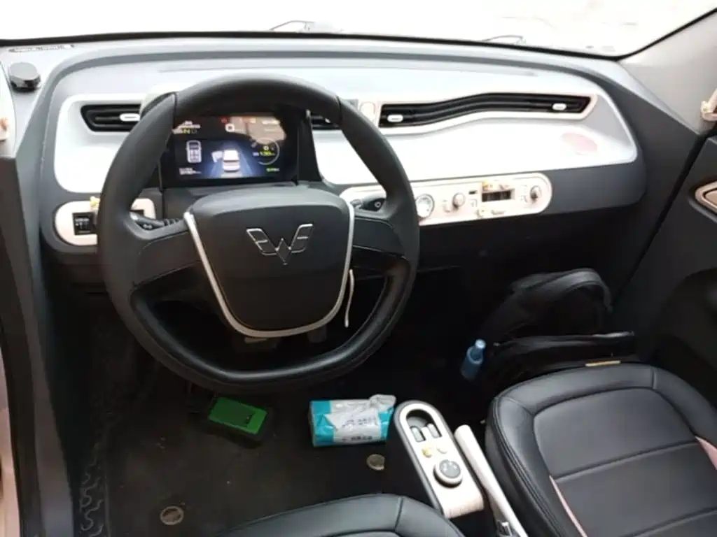 Wuling MINIEV — миниатюра 10