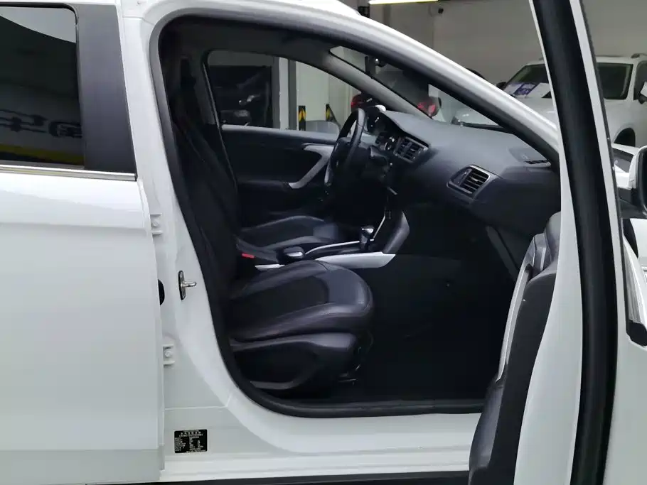 Citroen C3-XR — миниатюра 8