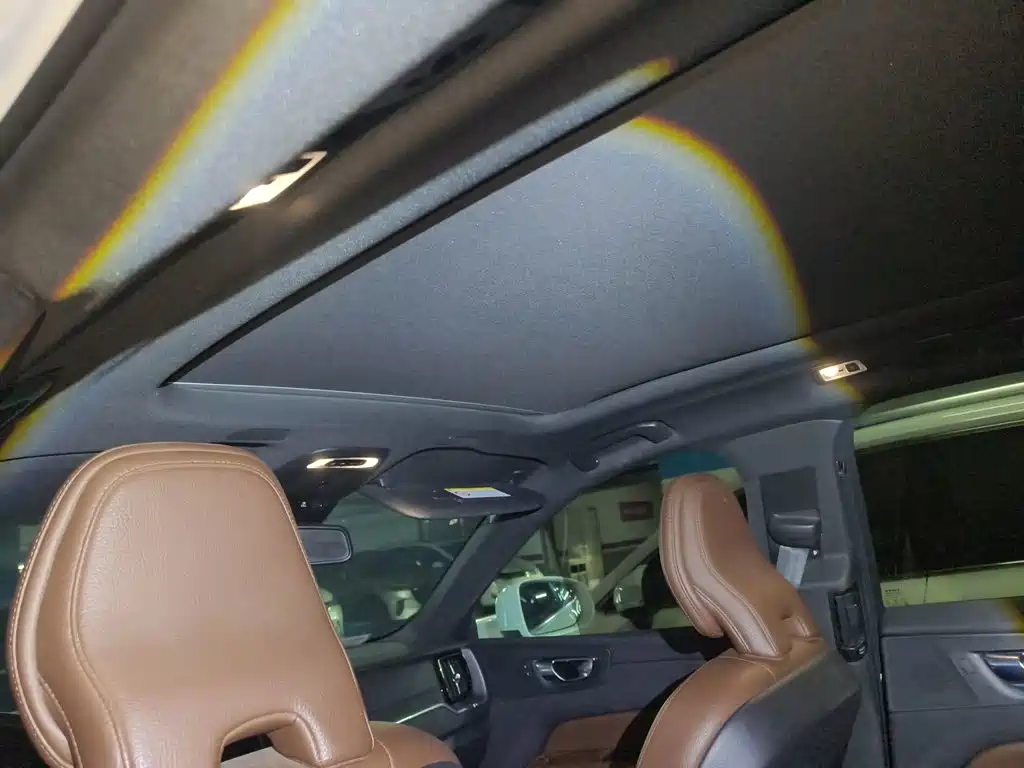 Volvo XC60 — миниатюра 9