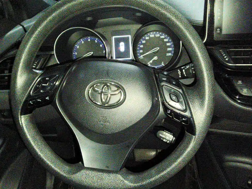 Toyota IZOA — миниатюра 7