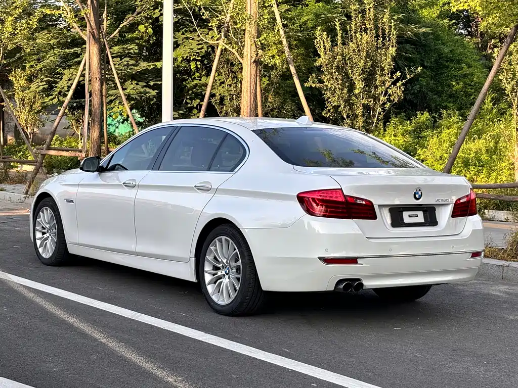BMW 5 Series 5 2014 525Li Luxury