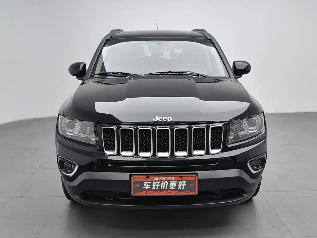 Jeep Compass (Import) — миниатюра 3
