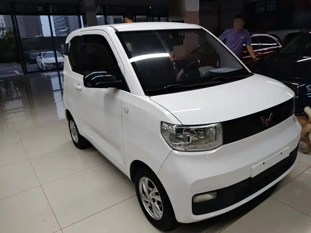 Wuling MINIEV — миниатюра 4