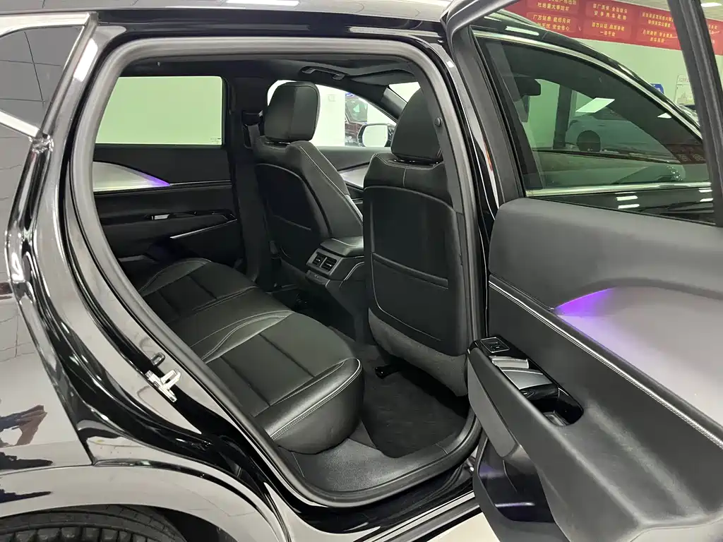 Cadillac GT4 — миниатюра 17