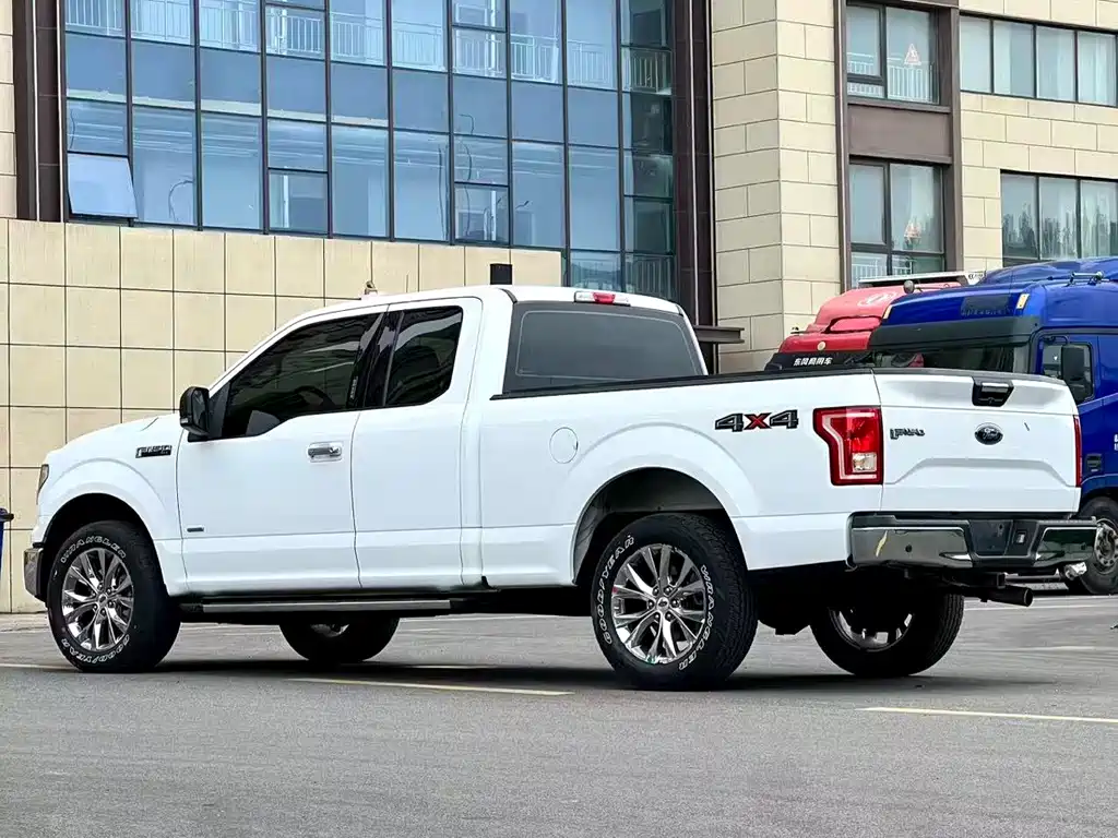 Ford F-150 Raptor — миниатюра 4