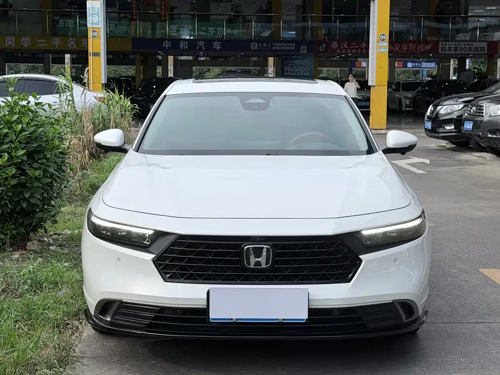 Honda Accord — миниатюра 2