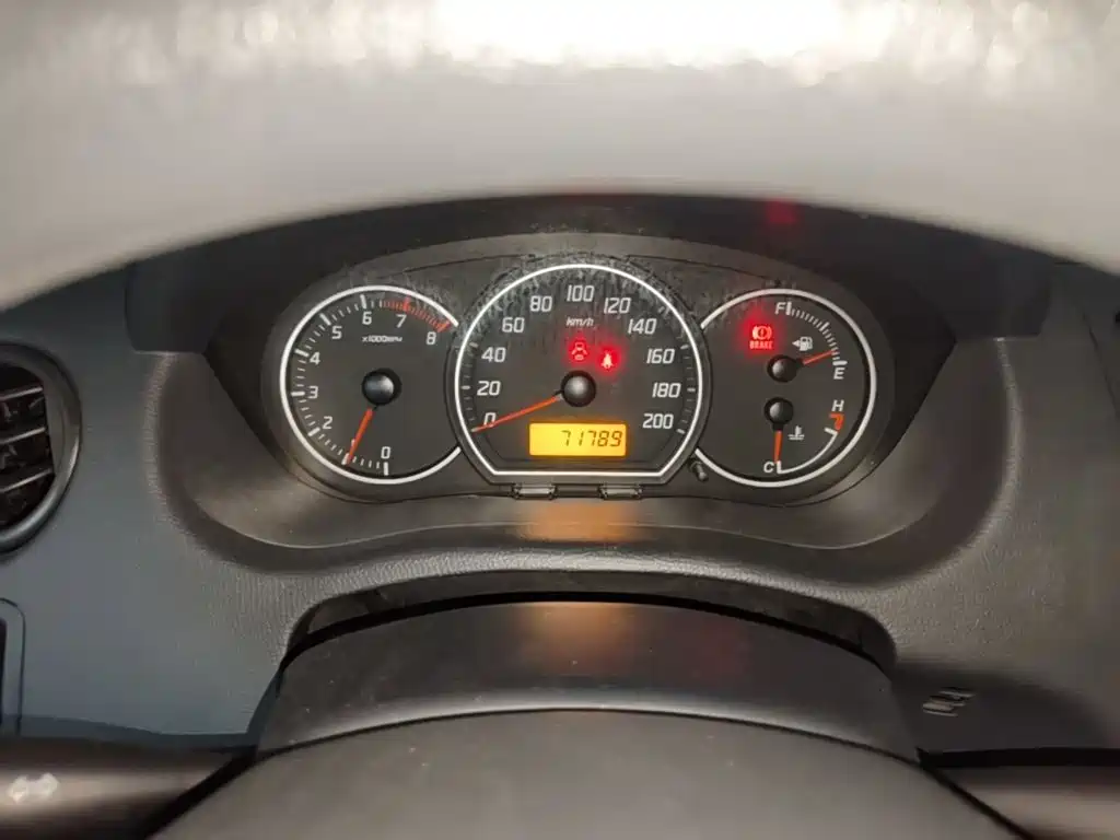 Suzuki Swift — миниатюра 12