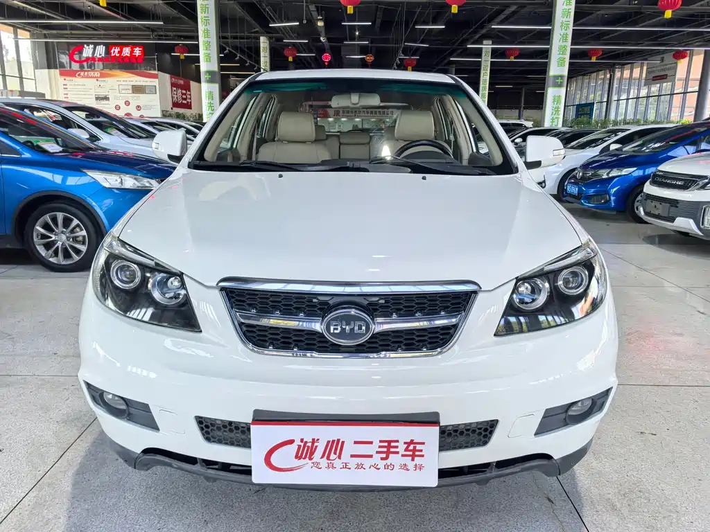 BYD S6 — миниатюра 3