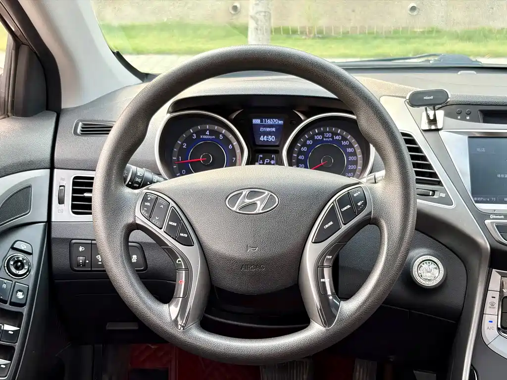 Hyundai Elantra Langdong — миниатюра 39