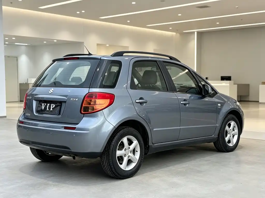 Suzuki SX4 2012 1.6L AT