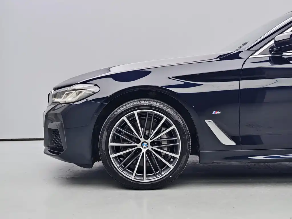 BMW 5 Series 5 2023 530Li Lead M Sport