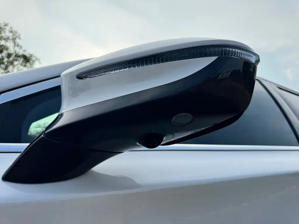 BYD Tang — миниатюра 23
