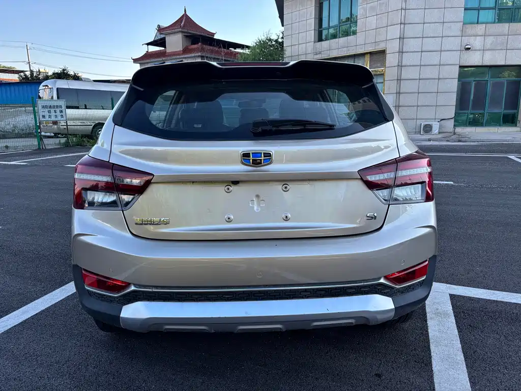 Geely Vision S1 — миниатюра 6