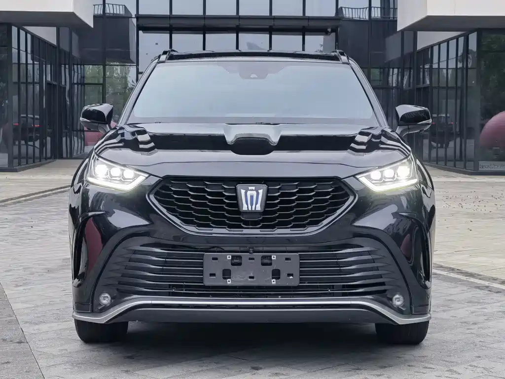 Toyota Crown Kluger — миниатюра 2