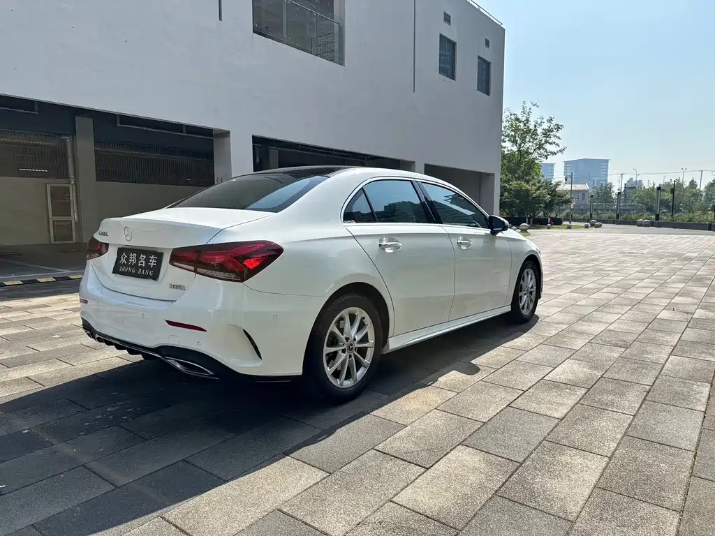 Mercedes-Benz A-Class A 2021 A 200 L Sport Fashion