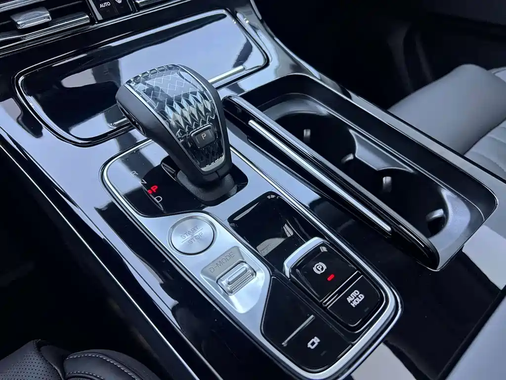 GAC Motor Trumpchi M8 — миниатюра 10