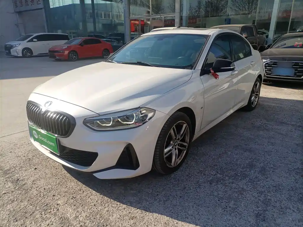 BMW 1 Series 2022