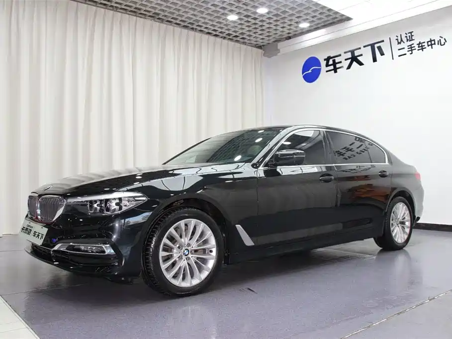 BMW 5 Series 2019