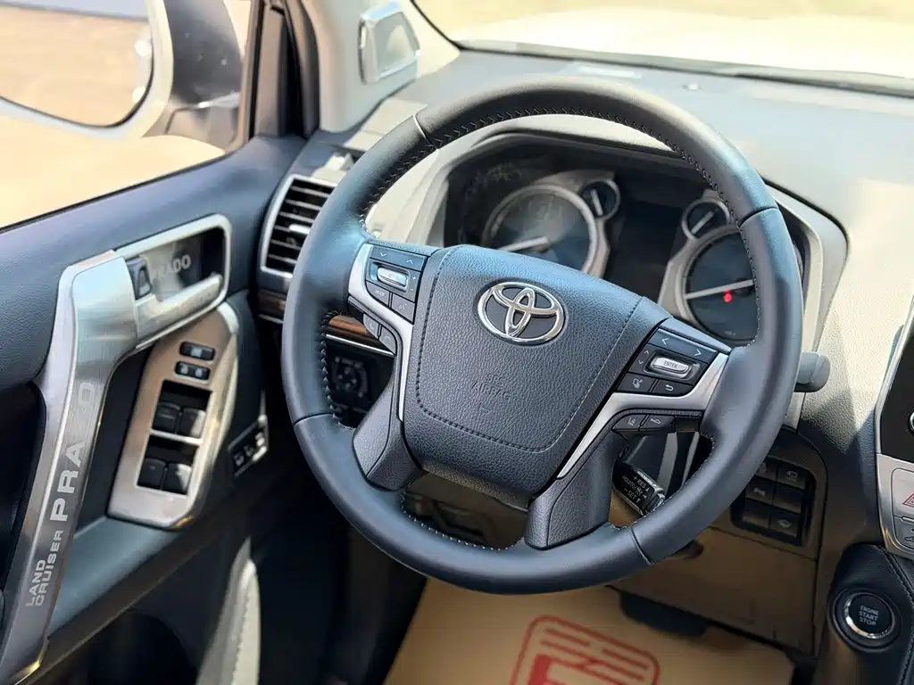 Toyota Land Cruiser Prado 2024 2.8T