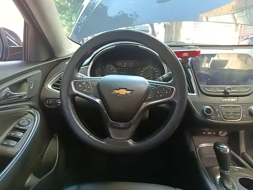 Chevrolet Malibu XL — миниатюра 10