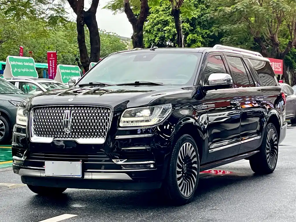 Lincoln Navigator 2021