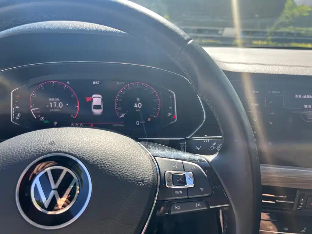 Volkswagen Passat 330TSI Luxury Edition, фото 9