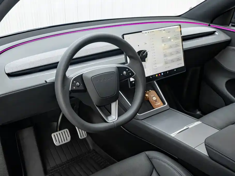 Tesla Model Y — фотографии объявления, Фото 21