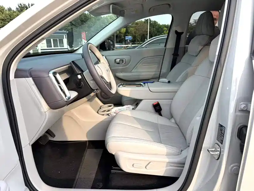 Leapmotor B10 2025 600