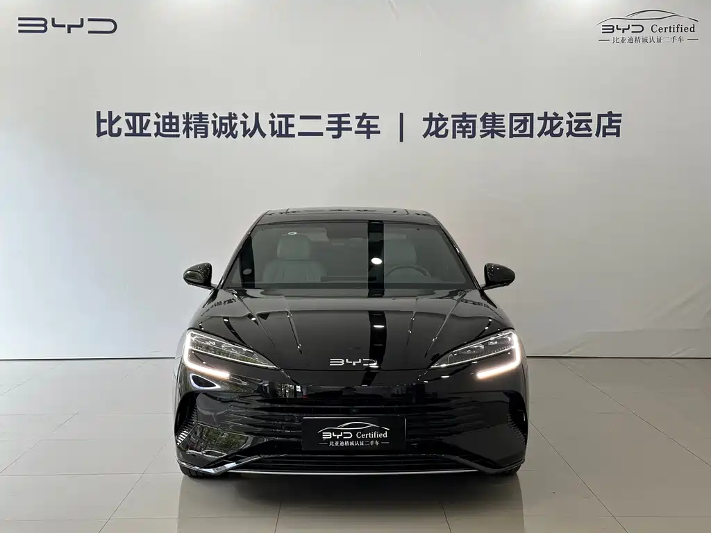 BYD SEAL