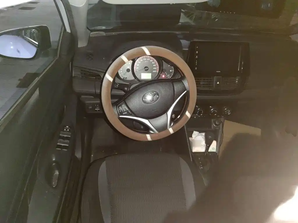 Toyota Vios FS — миниатюра 3