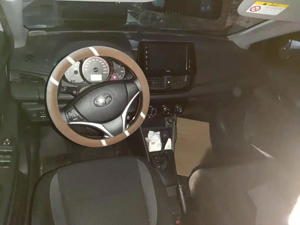 Toyota Vios FS — миниатюра 13