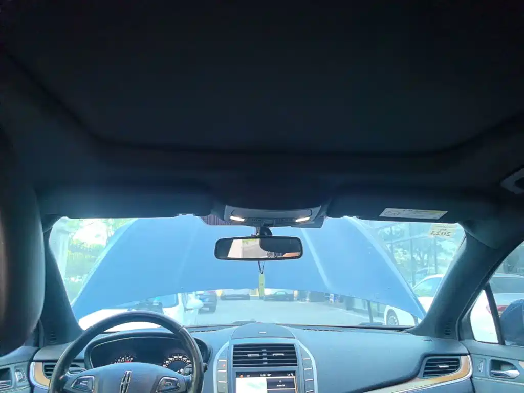 Lincoln MKC — миниатюра 18