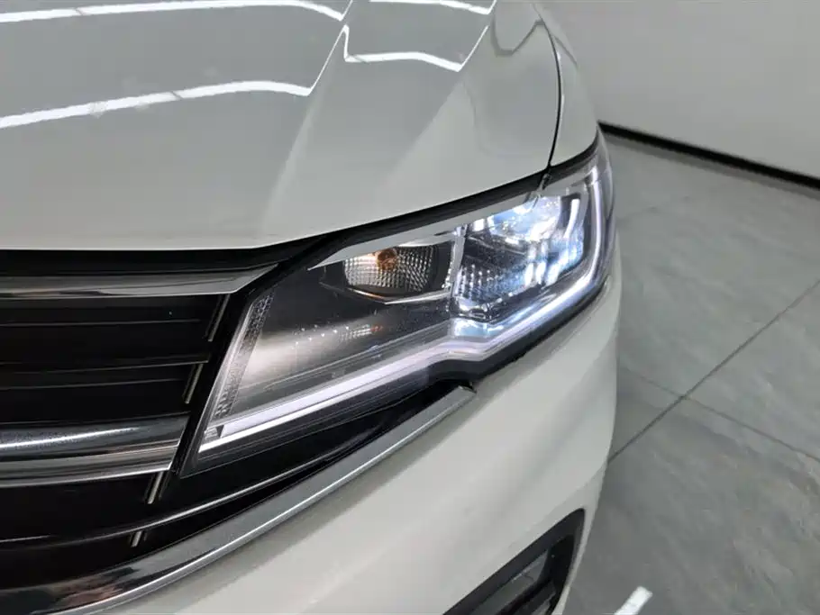 Volkswagen Bora 2020 1.5L AT Comfort