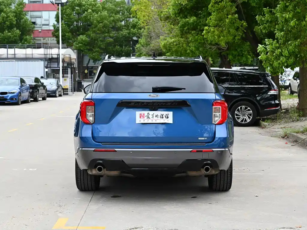 Ford Explorer — миниатюра 5