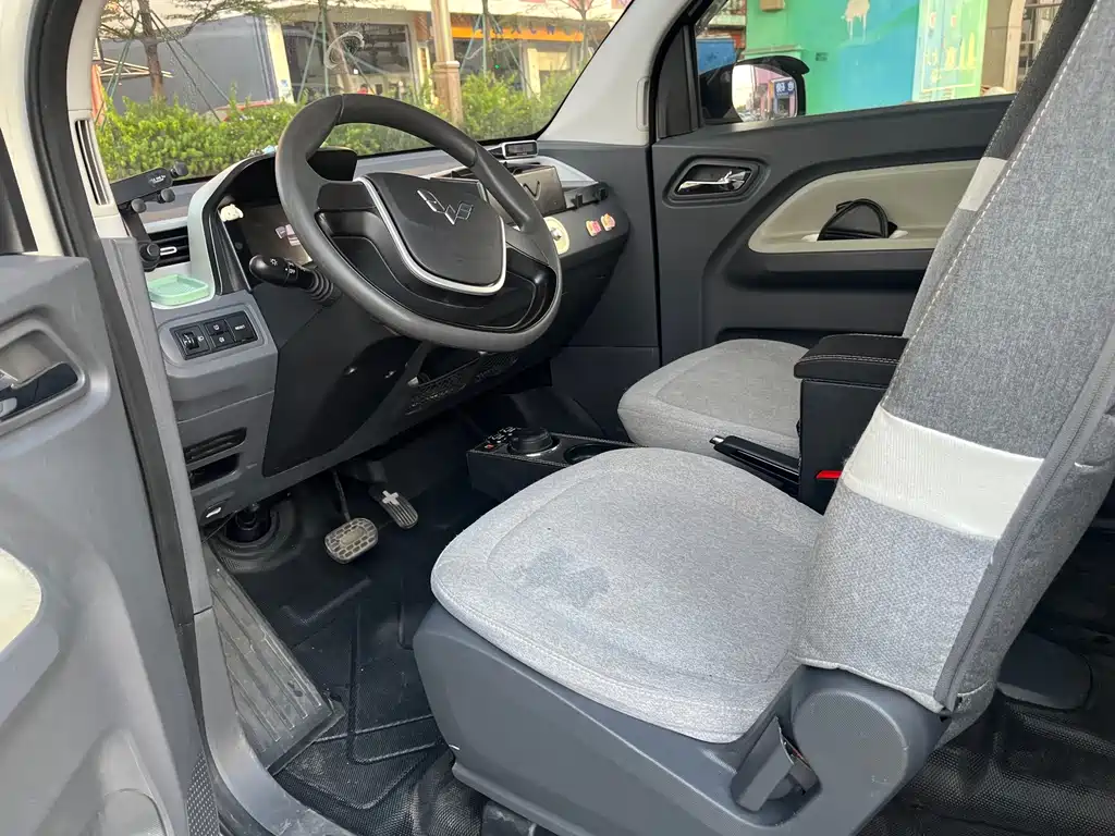 Wuling MINIEV — миниатюра 2