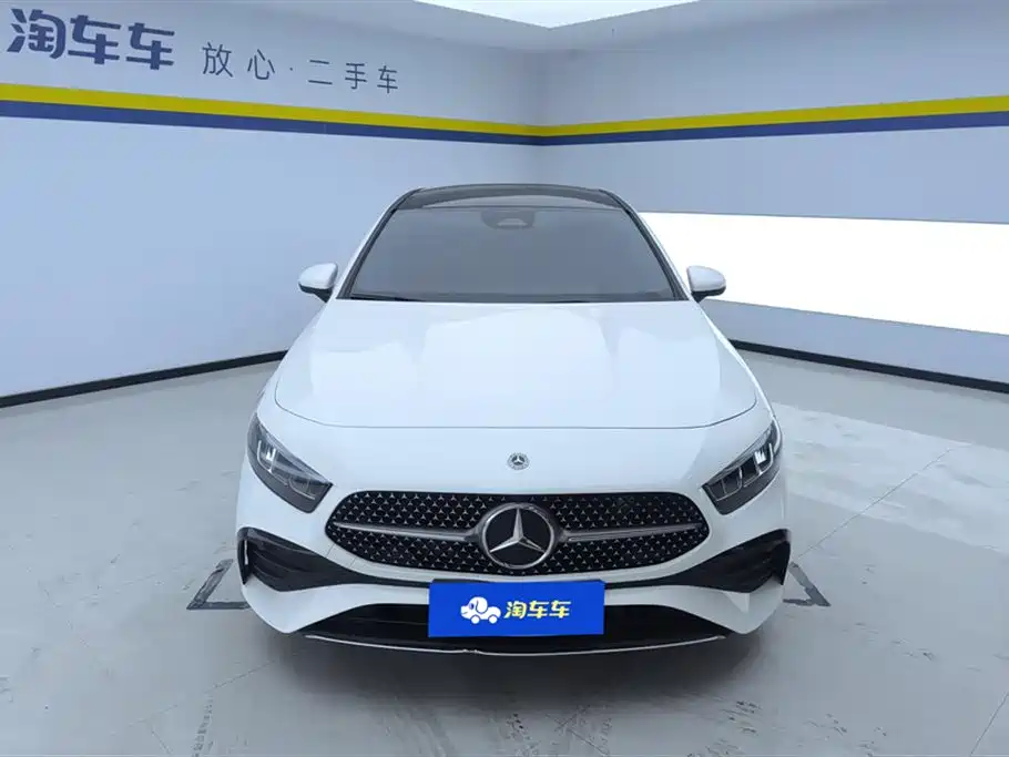 Mercedes-Benz A-Class A 2023 A 200 L Fashion