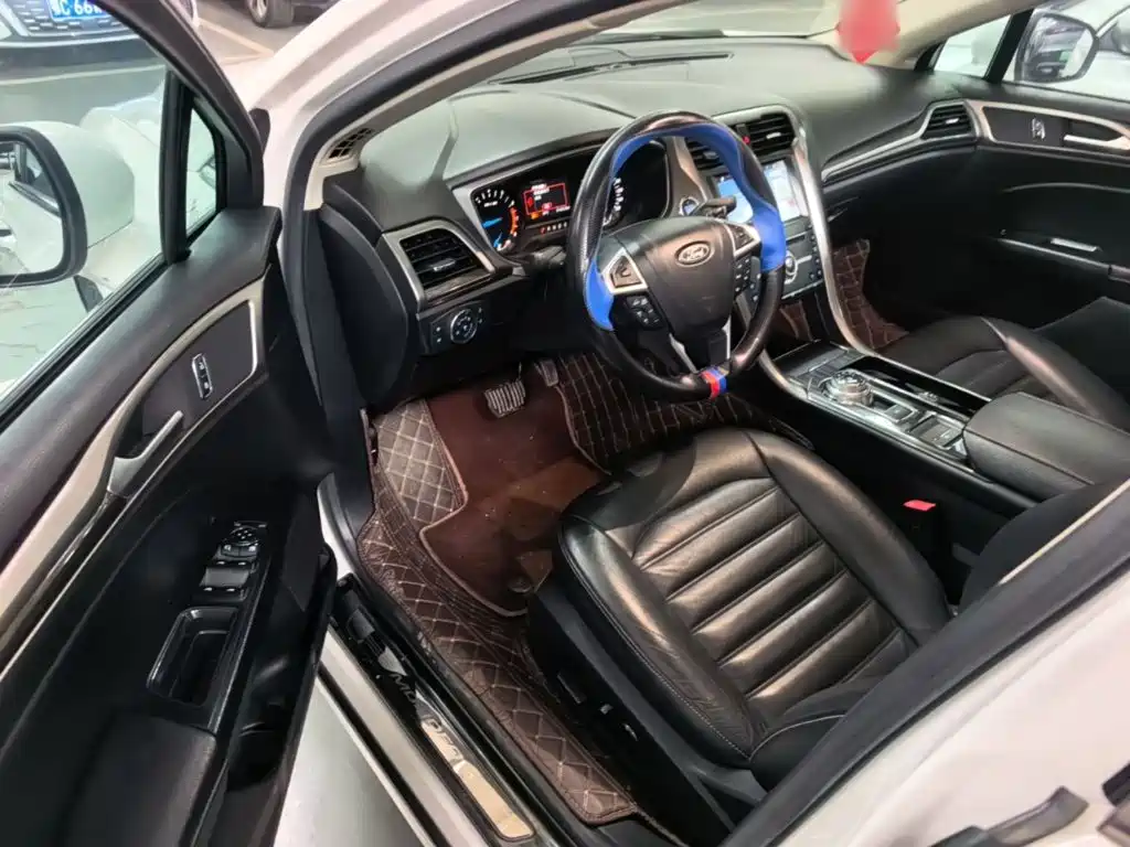 Ford Mondeo — миниатюра 16
