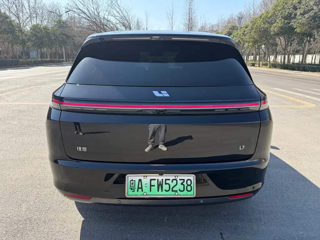 Li Auto IDEAL L7
