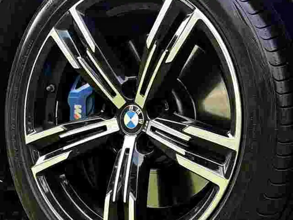 BMW 3 Series — миниатюра 10