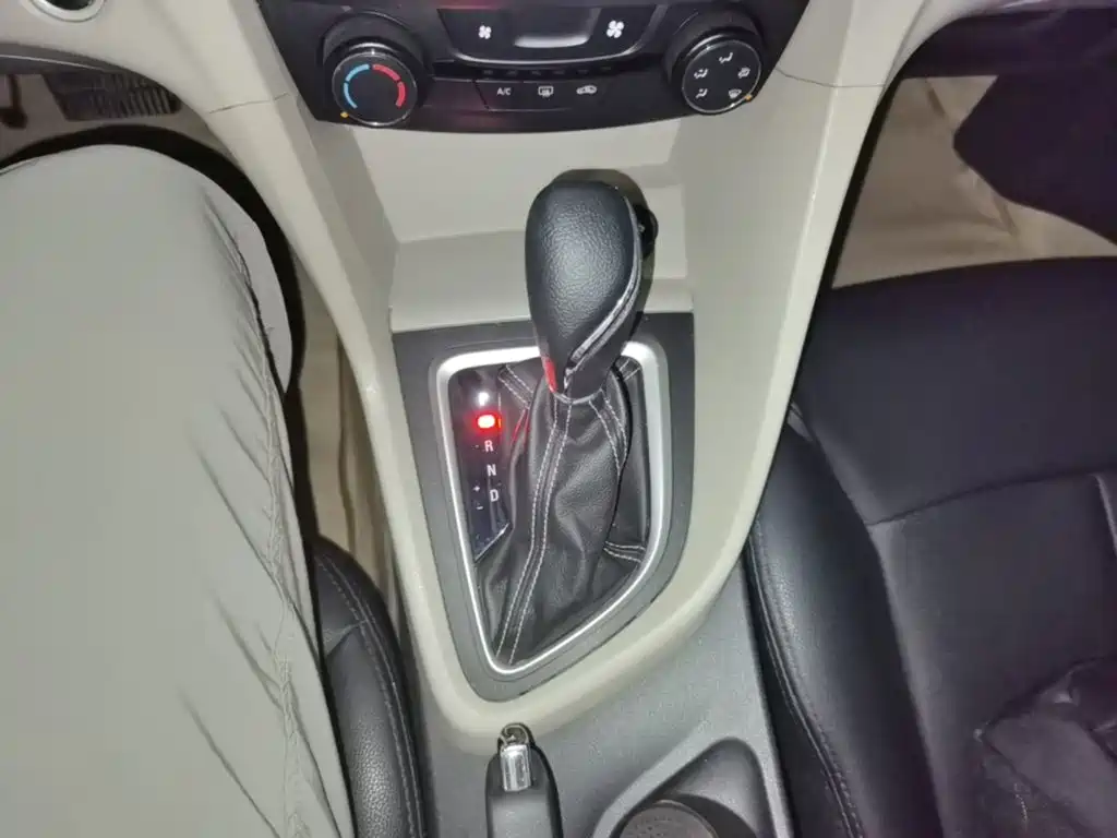 Buick Excelle — миниатюра 14