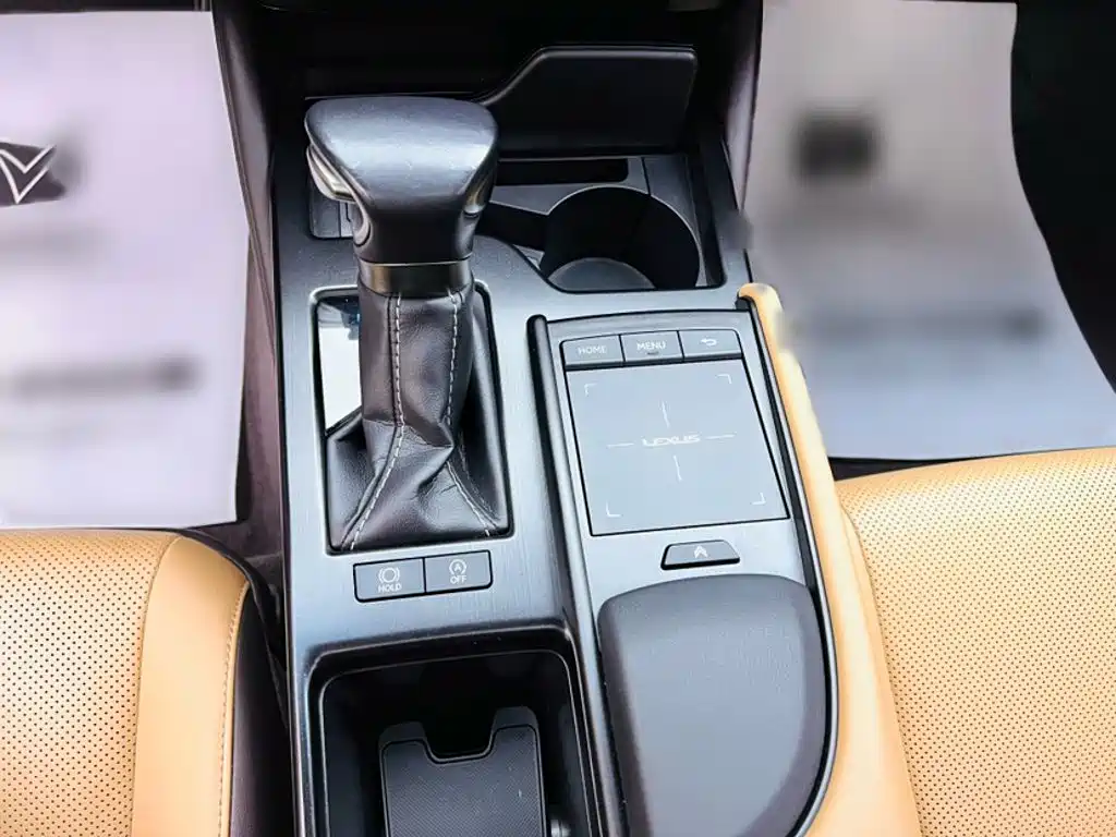 Lexus ES — миниатюра 16