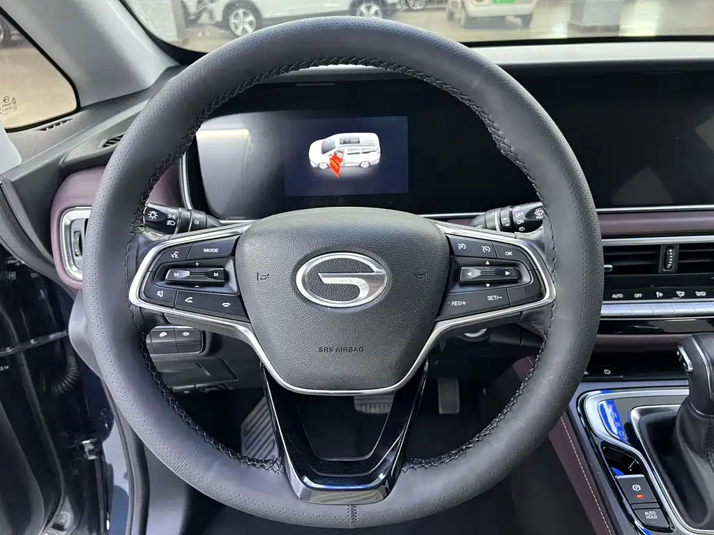 GAC M6 2021 270T DCT Premium （ мест）