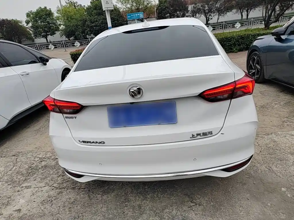Buick Verano — миниатюра 6