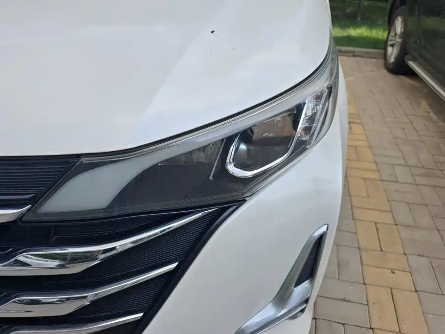 GAC Motor Trumpchi M6 — миниатюра 5