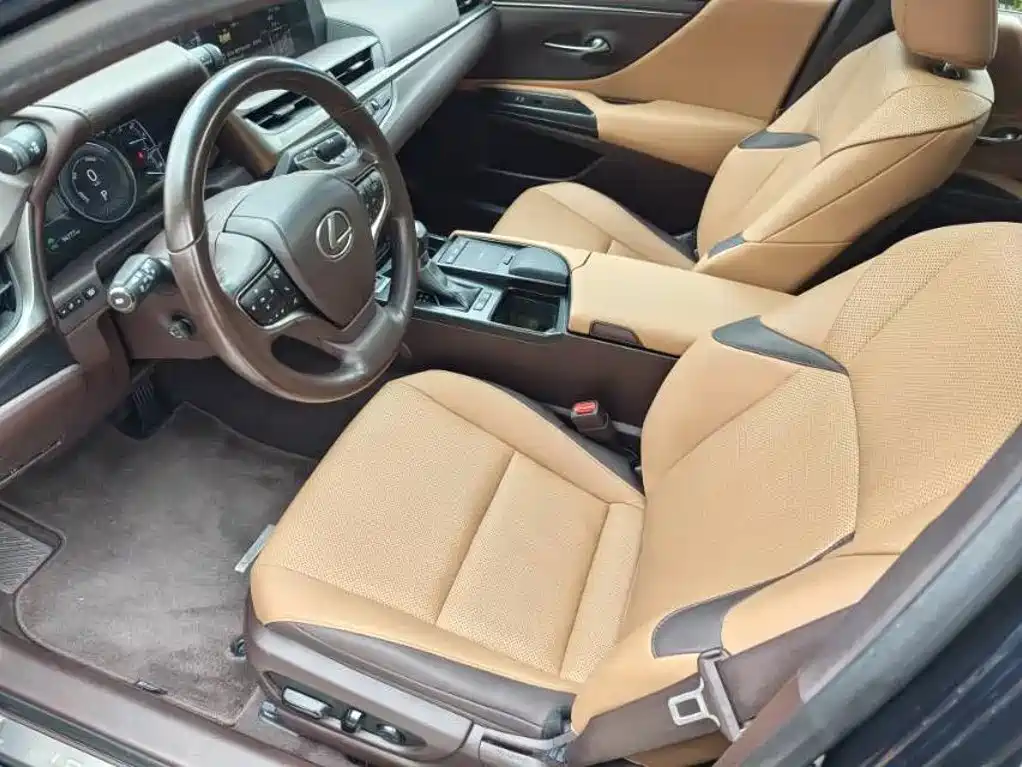 Lexus ES — миниатюра 4
