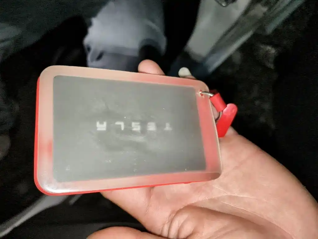 Tesla Model 3 — миниатюра 9