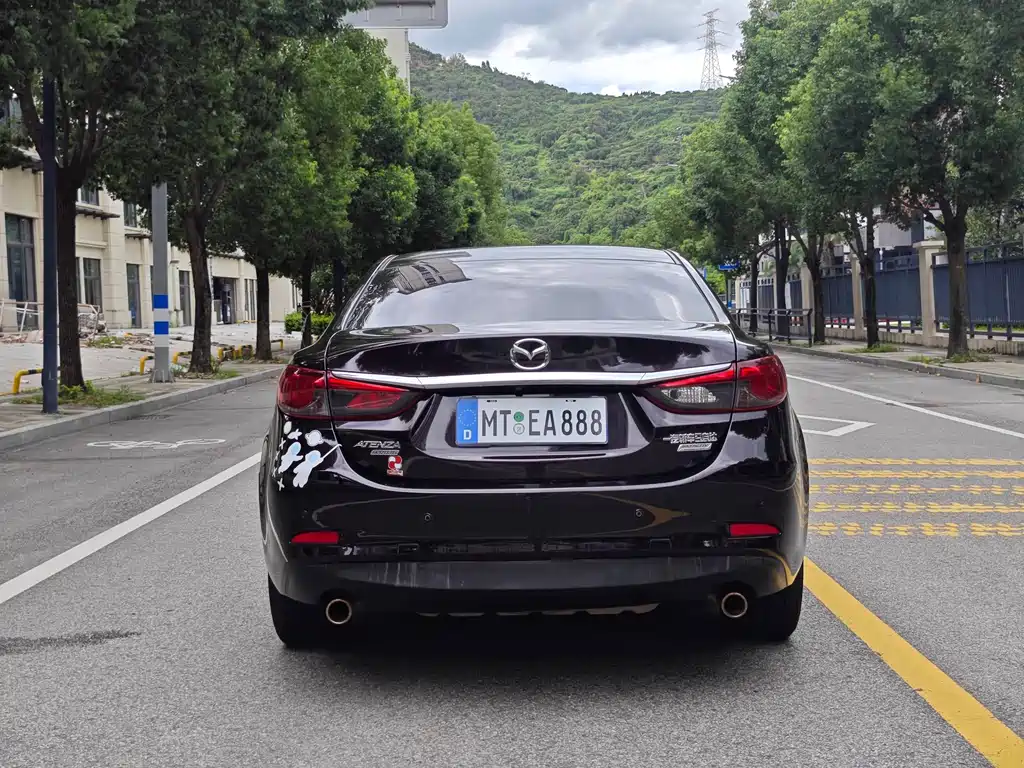 Mazda Atenza — миниатюра 9