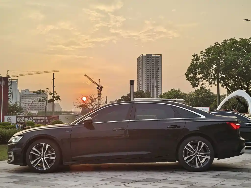 Audi A6L — миниатюра 7