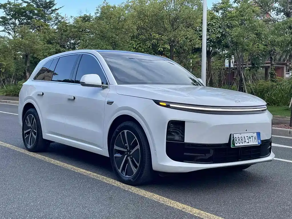 Li Auto L6 2024 Pro